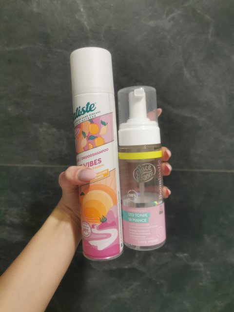 Denkowanie część druga :) Grudzień, kosmetyki w świątecznych opakowaniach lub w świątecznych kolorach: czerwonym, zielonym i złotym 