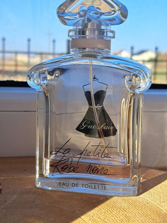 Guerlain Woda toaletowa, La Petite Robe Noir, edt