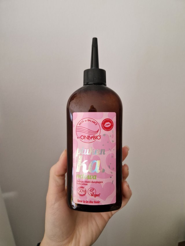 Denkowanie część druga :) Grudzień, kosmetyki w świątecznych opakowaniach lub w świątecznych kolorach: czerwonym, zielonym i złotym 