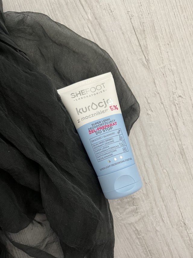 SheFoot Żel-preparat do stóp, Kuracja z mocznikiem 5%, Superlekki, Dezodorujący