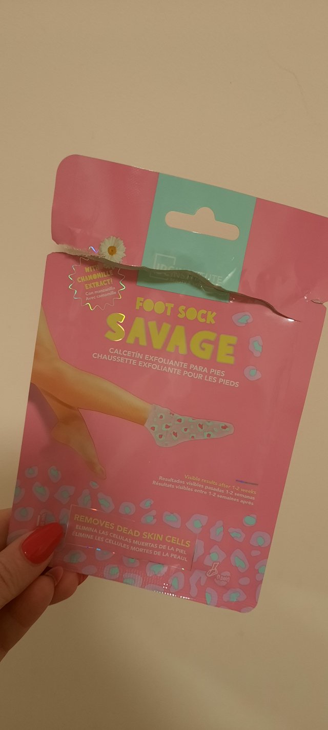 Denkowanie część druga :) Grudzień, kosmetyki w świątecznych opakowaniach lub w świątecznych kolorach: czerwonym, zielonym i złotym 