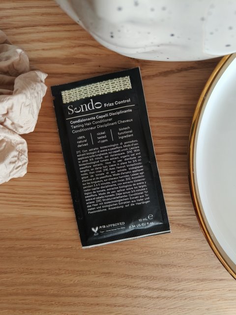 Sendo Odżywka do włosów, Taming, Zapobiegająca puszeniu się włosów