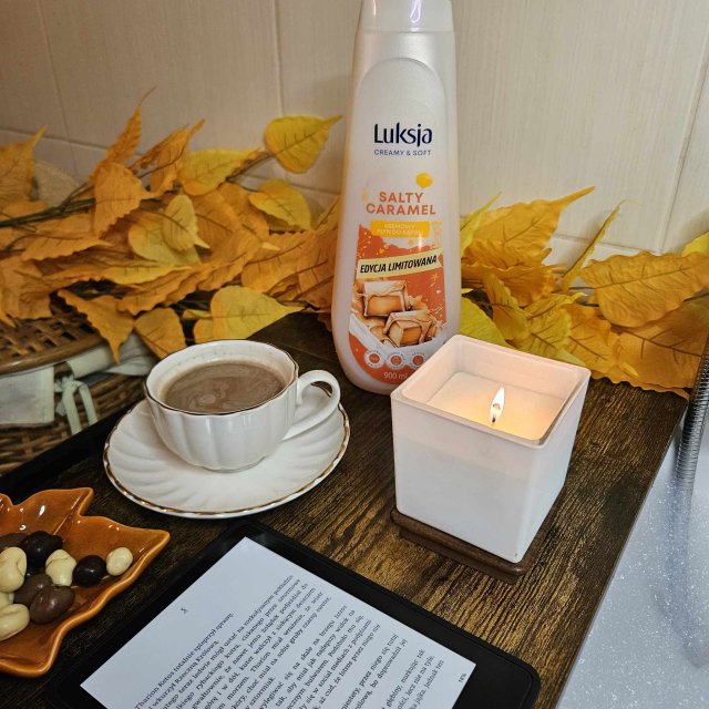 Luksja - płyn do kąpieli Salty Karmel
