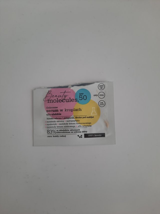 Denkowanie część druga :) Grudzień, kosmetyki w świątecznych opakowaniach lub w świątecznych kolorach: czerwonym, zielonym i złotym 