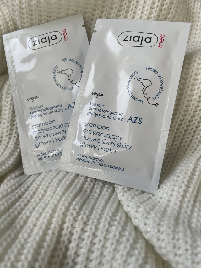 Ziaja Med, Kuracja dermatologiczna, Szampon do wrażliwej skóry głowy i karku, Oczyszczający, AZS