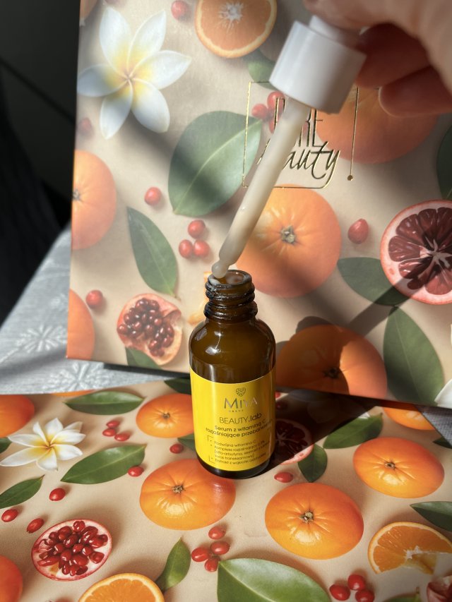Miya Cosmetics Beauty lab, Serum do twarzy na przebarwienia, Witamina C