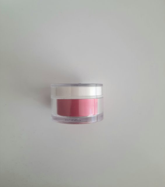 Denkowanie część druga :) Grudzień, kosmetyki w świątecznych opakowaniach lub w świątecznych kolorach: czerwonym, zielonym i złotym 