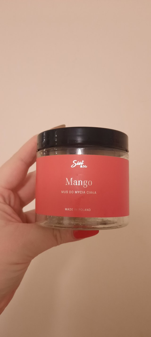 Denkowanie część druga :) Grudzień, kosmetyki w świątecznych opakowaniach lub w świątecznych kolorach: czerwonym, zielonym i złotym 