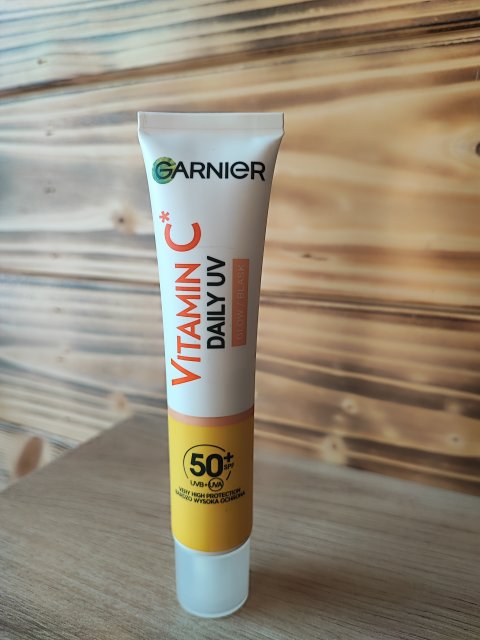 Garnier Skin Naturals, Vitamin C, Fluid do twarzy, Daily UV, Glow/Blask, SPF 50 +