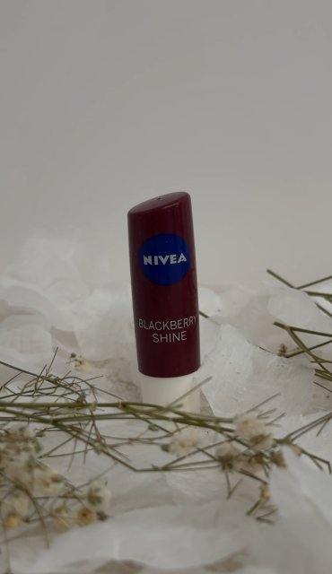 Nivea Pomadka do ust, Fruity Shine, Cherry