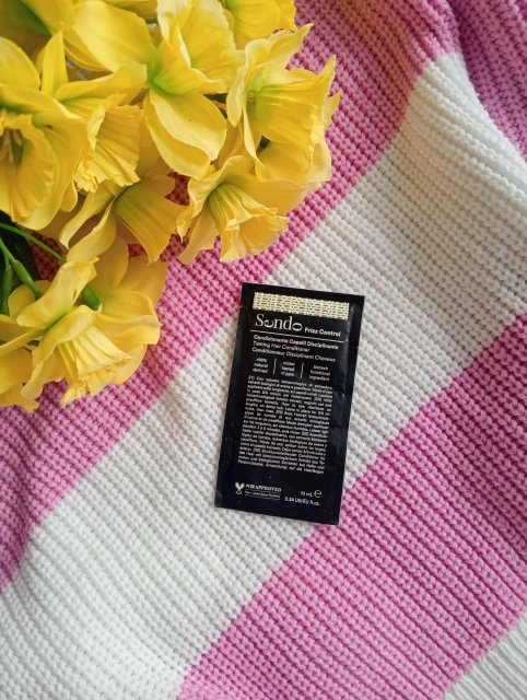 Sendo Odżywka do włosów, Frizz Control, Zapobiegająca puszeniu się włosów