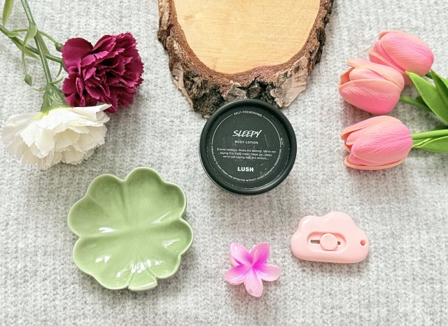 LUSH Balsam do ciała, Sleepy