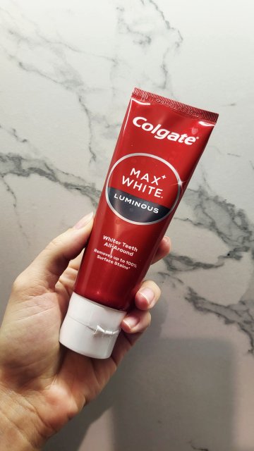 Colgate Pasta do zębów, Max White, Luminous