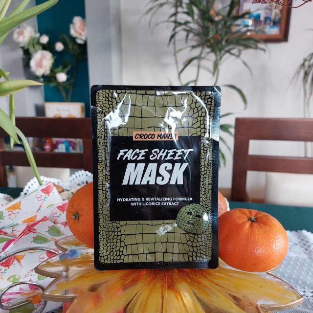 Paznokcie hybrydowe indigo