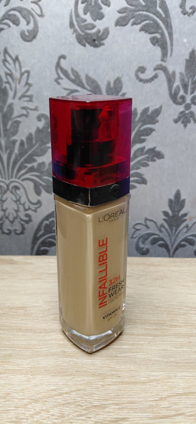 L'Oréal Infaillible 32H Fresh Wear, Podkład do twarzy, nr 200 Natural Linen