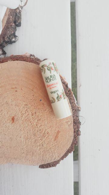 Laura Conti Balsam do ust, Botanical, Nawilżający, Ekstrakt z owoców Goji i Aloe Vera