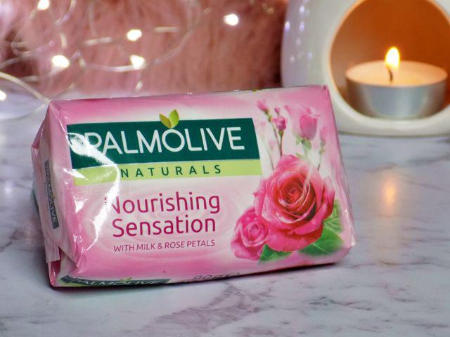 Palmolive Mydło w kostce, Nourishing Sensation, Mleko i płatki róży