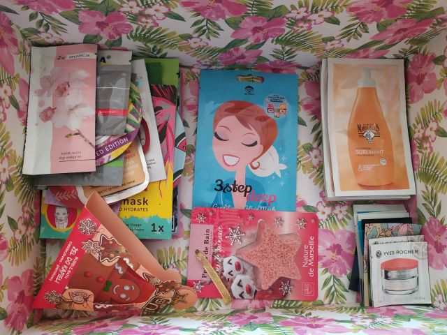 akcja denkowanie! grudzień - kosmetyki w świątecznych opakowaniach i świątecznych kolorach 🎄❄️⛄🎀🎁🎅