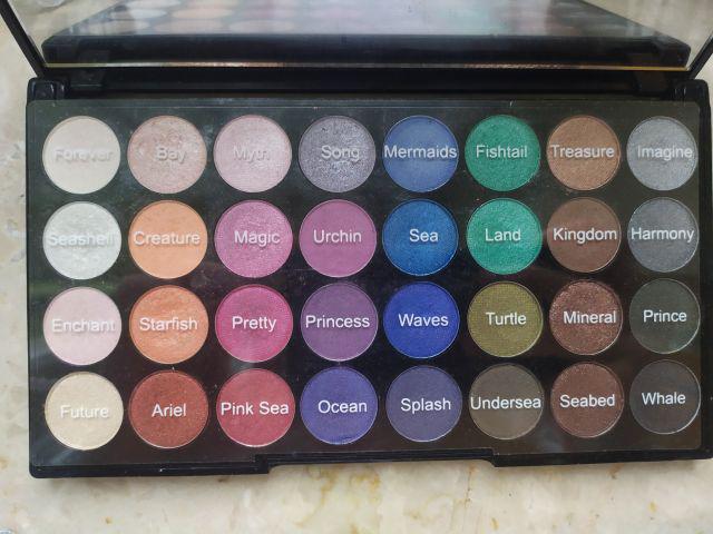 Makeup Revolution Paleta cieni, 32 ultra eyeshadows, mermaids forever
