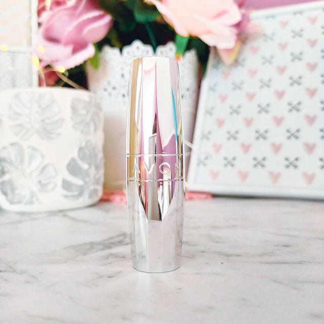 Avon Matte Legend, Matowa szminka do ust, Flawless