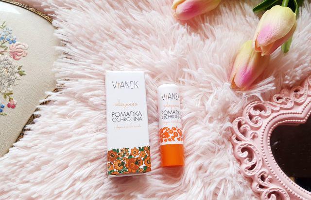 Vianek Pomadka ochronna do ust, Seria pomarańczowa, Odżywcza z olejem z pestek moreli