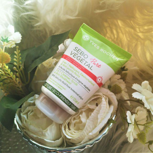 Yves Rocher Sebo Vegetal, Żel peeling głęboko oczyszczający przeciwko zaskórnikom 