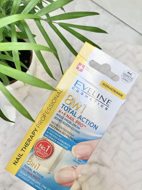Odżywka do paznokci, 8w1, Total action, Eveline