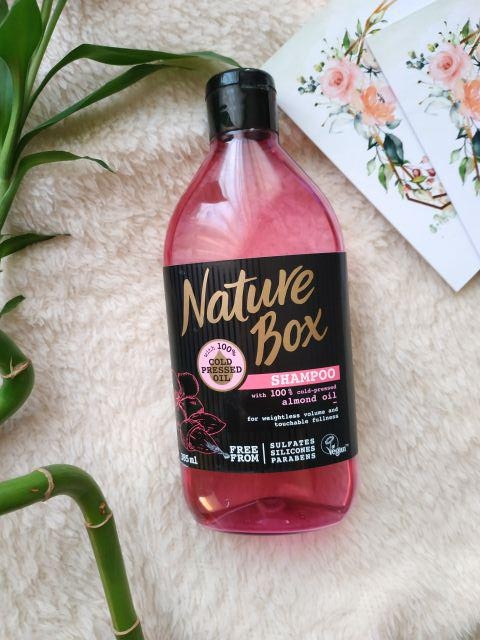 Nature Box Szampon do włosów, Olej migdałowy