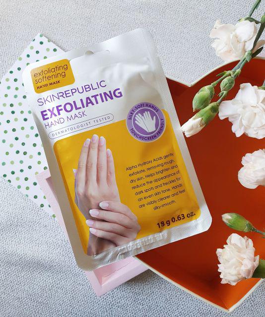 Skin Republic Exfoliating Hand Mask, maseczka złuszczająca do dłoni