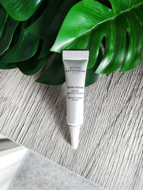 Institut Esthederm Derm Repair, Serum do twarzy, Skoncentrowane, Przeciwzmarszczkowe