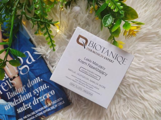 Biotaniqe Macro Hydro Therapy, Lekki krem do twarzy, Matujący, Nawilżający 