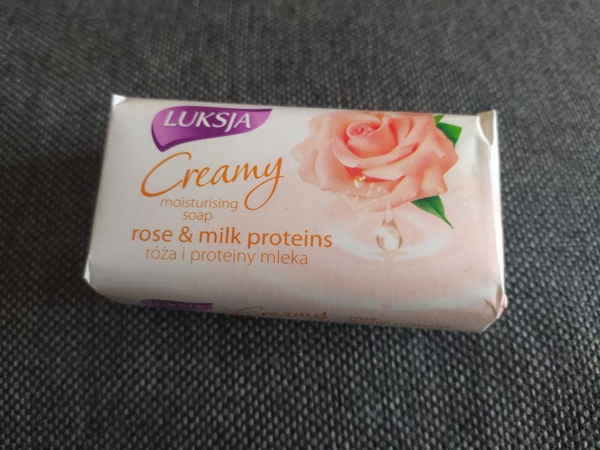 Luksja Creamy, Mydło w kostce, Rose & Milk Proteins