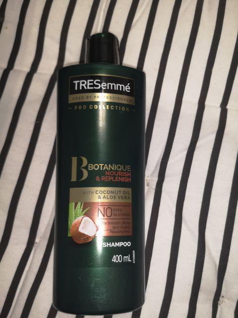 TRESemmé Botanique, Szampon do włosów, Nourish & Replenish, Olej kokosowy i aloes