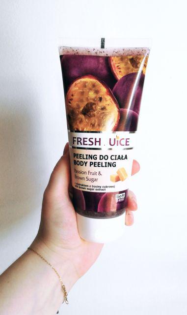 Fresh Juice Peeling do ciała, Passion Fruit & Brown Sugar, Marakuja & Trzcina cukrowa