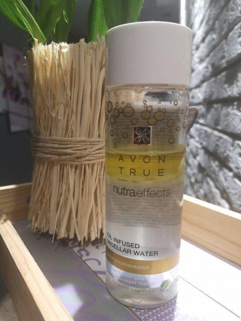Avon True, Nutra Effect, Płyn micelarny z olejkiem 