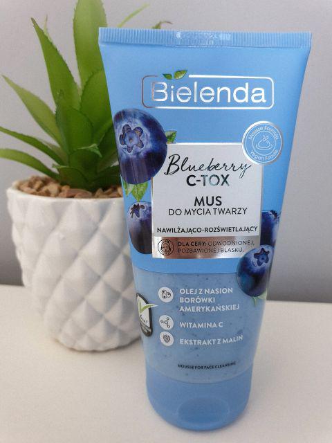 Bielenda Blueberry C-TOX, Mus do mycia twarzy nawilżająco-rozświetlający