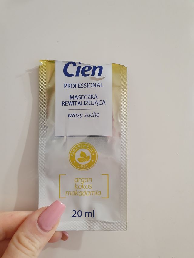 akcja denkowanie! grudzień - kosmetyki w świątecznych opakowaniach i świątecznych kolorach 🎄❄️⛄🎀🎁🎅