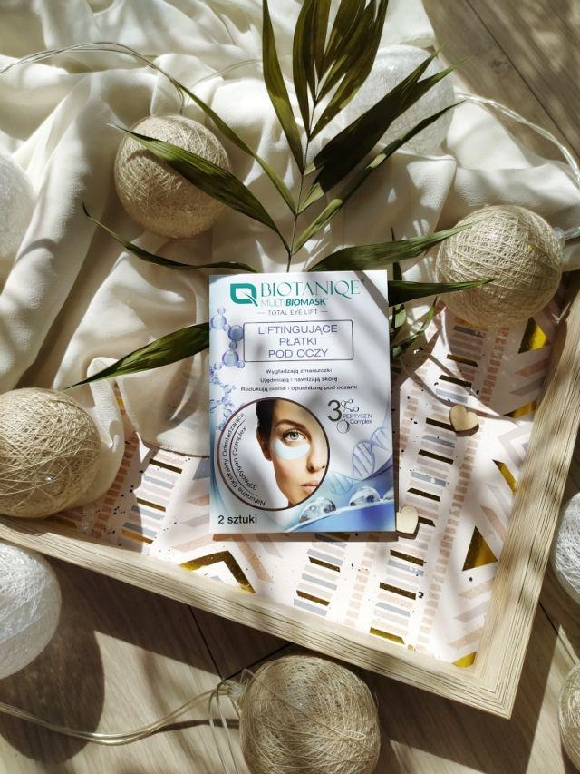 biotaniqe platki pod oczy