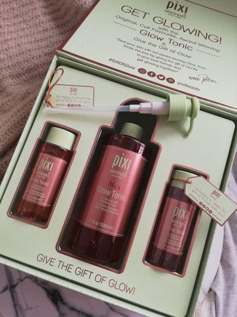 Pixi Tonik do twarzy,  Skintreats, Glow Tonic, 5% Glycolic acid, aloe vera & ginseng