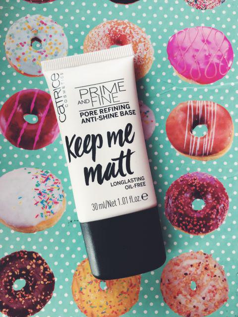 Baza wygładzająca i matująca  Catrice Keep Me Matt 