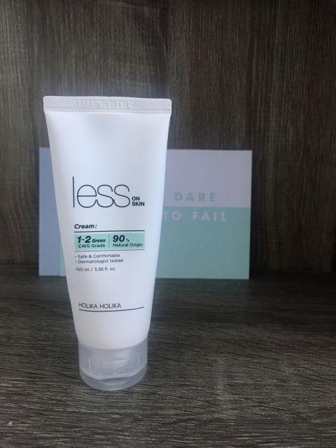 Holika Holika Less On Skin, Krem do twarzy