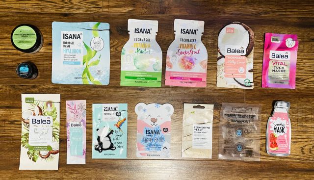 akcja denkowanie! grudzień - kosmetyki w świątecznych opakowaniach i świątecznych kolorach 🎄❄️⛄🎀🎁🎅