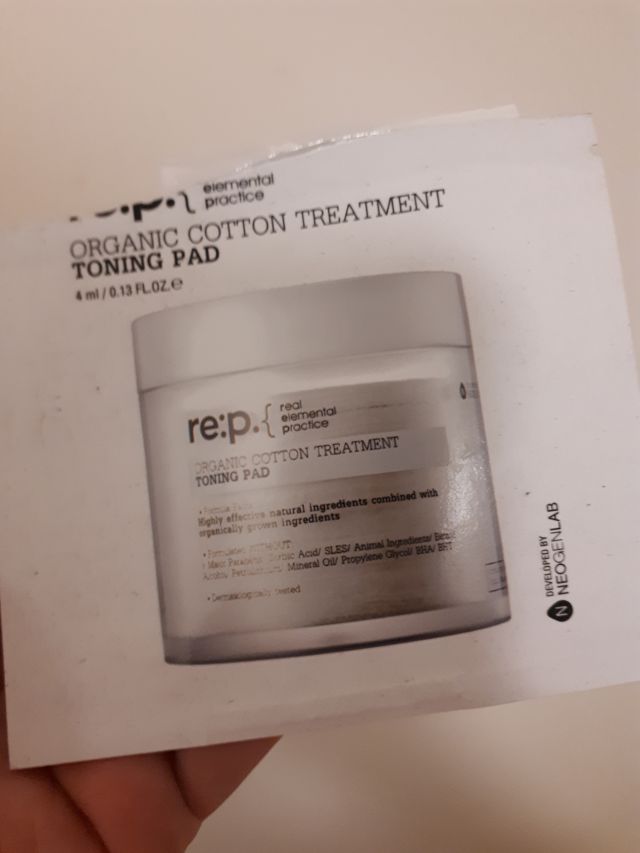 akcja denkowanie! grudzień - kosmetyki w świątecznych opakowaniach i świątecznych kolorach 🎄❄️⛄🎀🎁🎅