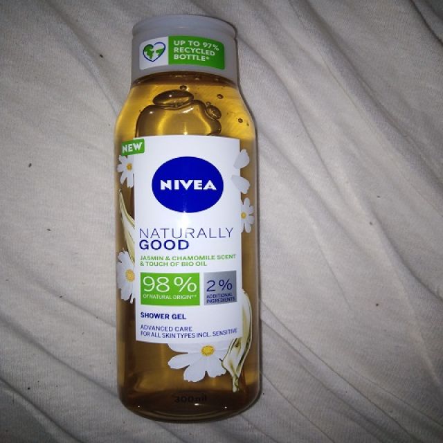 Nivea Naturally Good, Żel pod prysznic, Jaśmin, rumianek i Bio olejek