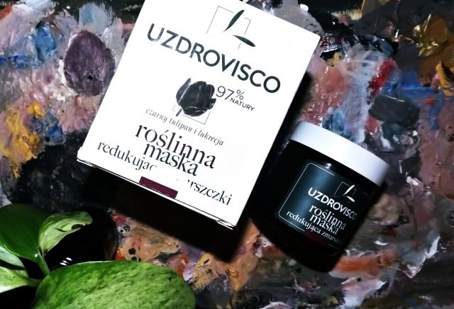 Uzdrovisco Maska do twarzy, Roślinna, Redukująca zmarszczki, ujędrniająca i rozjaśniająca, Czarny tulipan, lukrecja, delta-glukonolakton