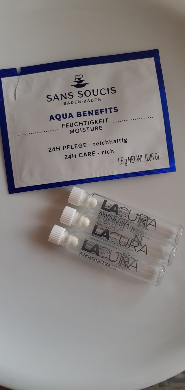 akcja denkowanie! grudzień - kosmetyki w świątecznych opakowaniach i świątecznych kolorach 🎄❄️⛄🎀🎁🎅