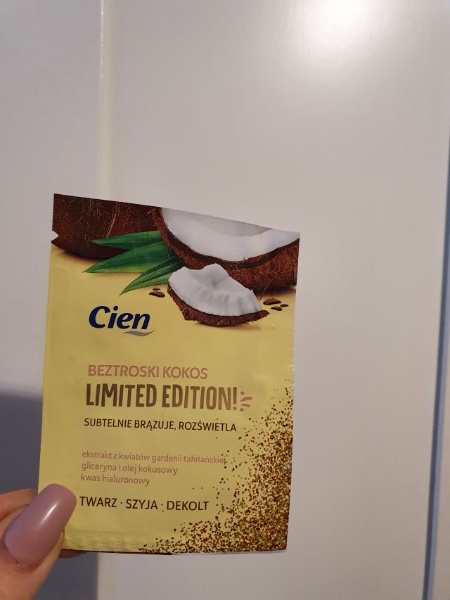 akcja denkowanie! grudzień - kosmetyki w świątecznych opakowaniach i świątecznych kolorach 🎄❄️⛄🎀🎁🎅