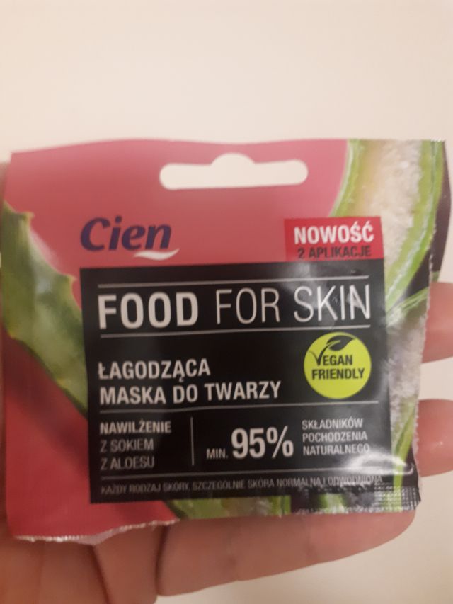 akcja denkowanie! grudzień - kosmetyki w świątecznych opakowaniach i świątecznych kolorach 🎄❄️⛄🎀🎁🎅