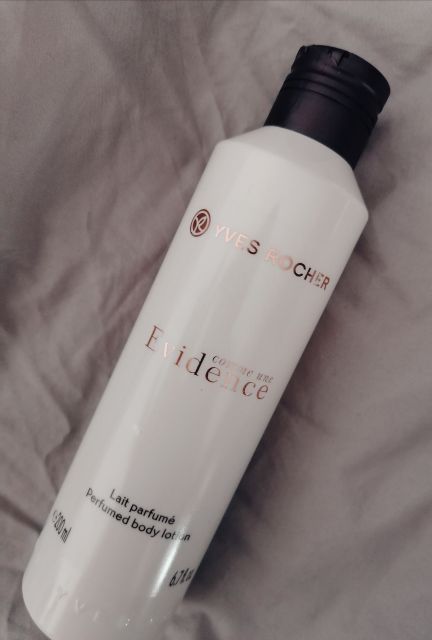 Mleczko do ciała Yves Rocher Comme une Evidence