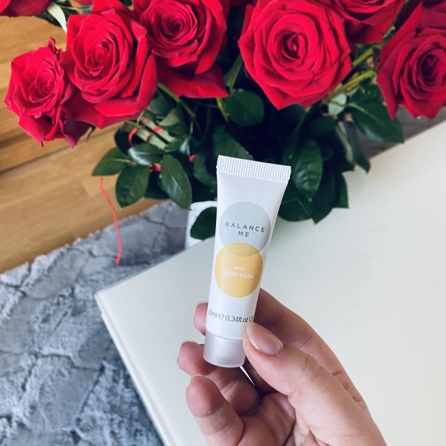Balance Me Maseczka do twarzy, Rozświetlająca, AHA, Glow Mask